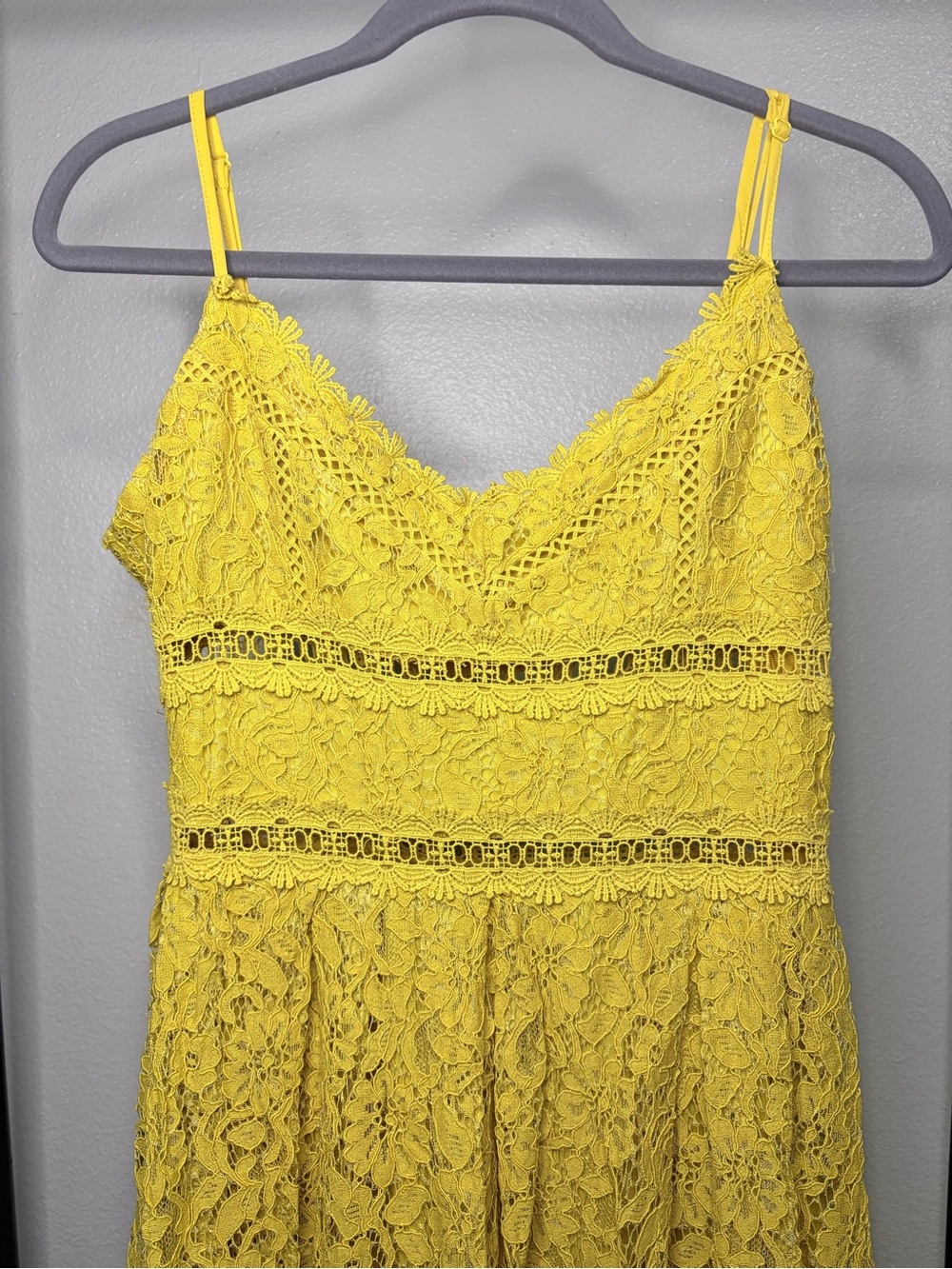 NSR Bright Yellow Lace Maxi Dress Size M - Picture 4 of 8